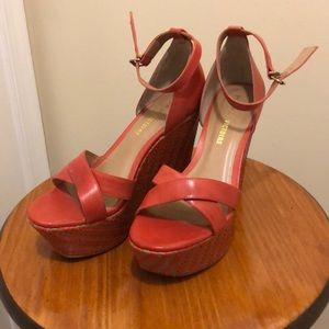 Pour La Victorie Wedges